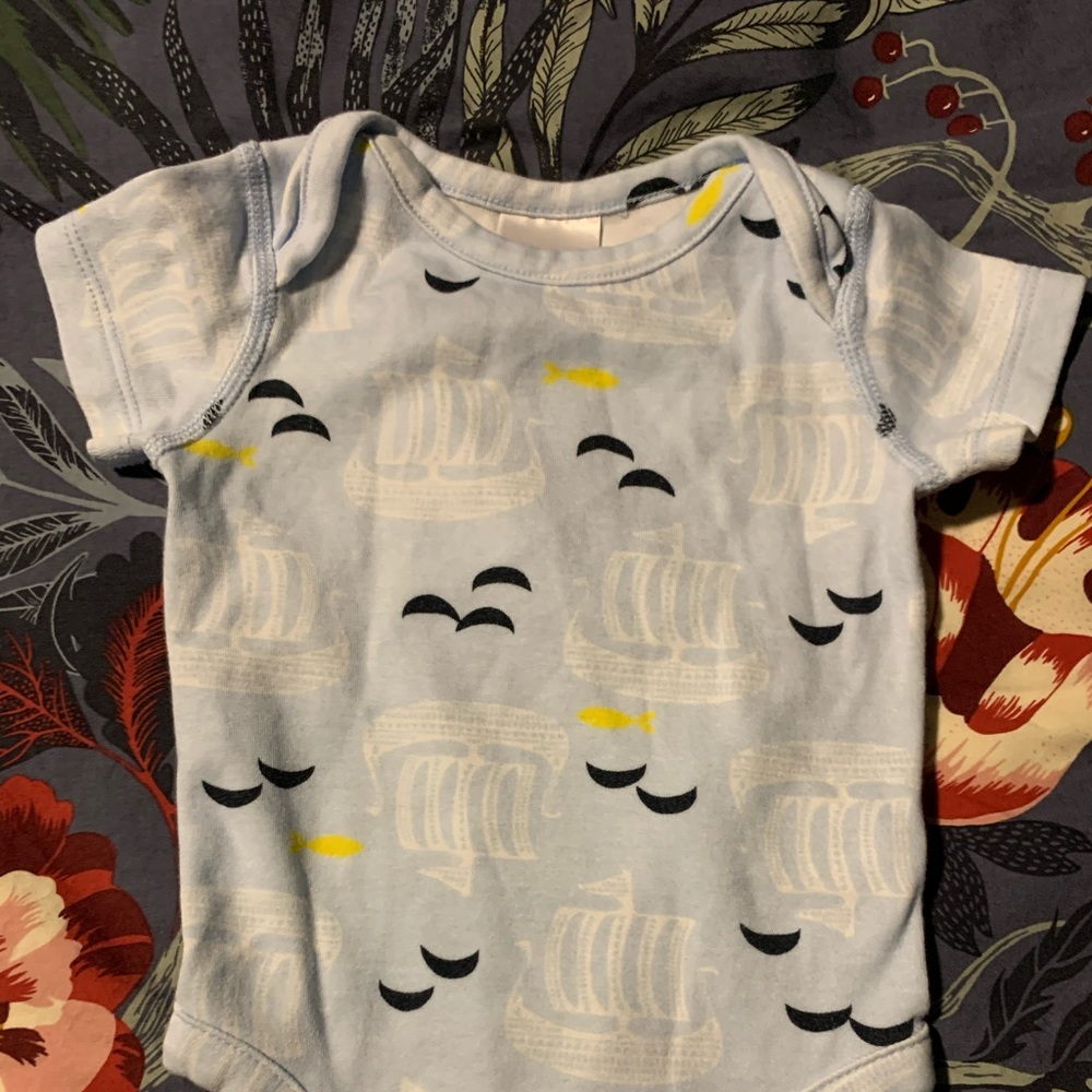 Hanna Andersson onesie with double snaps